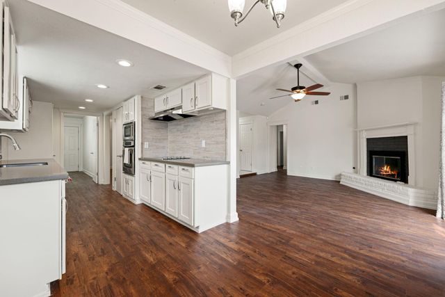 3407 Rockyridge Drive, Houston, TX 77063