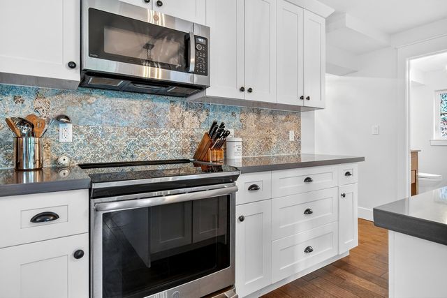 354 Marlborough Place, West Palm Beach, FL 33405