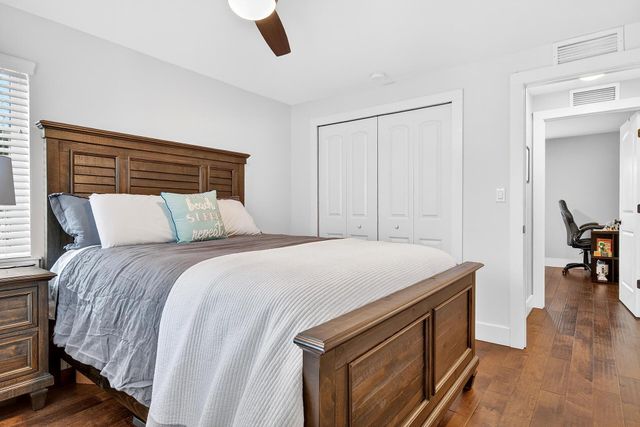 354 Marlborough Place, West Palm Beach, FL 33405