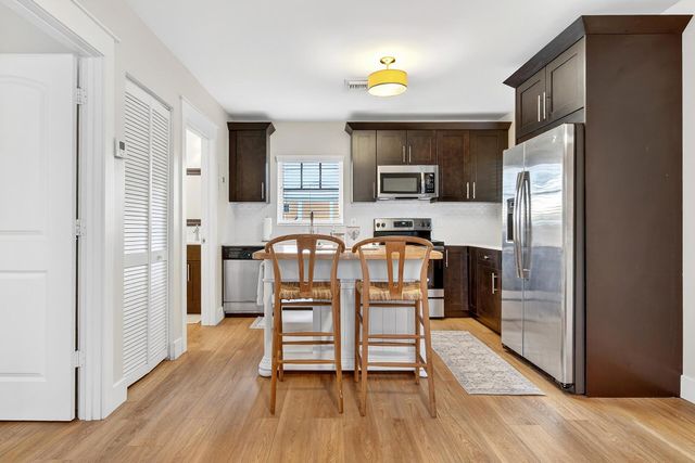 354 Marlborough Place, West Palm Beach, FL 33405