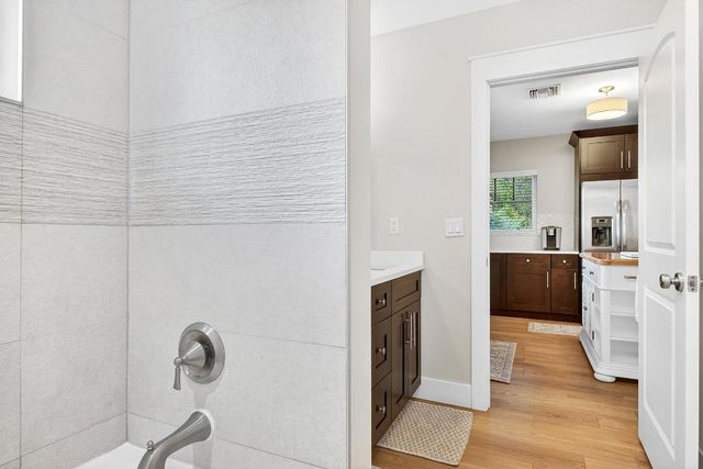 354 Marlborough Place, West Palm Beach, FL 33405