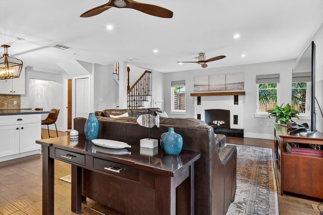 354 Marlborough Place, West Palm Beach, FL 33405