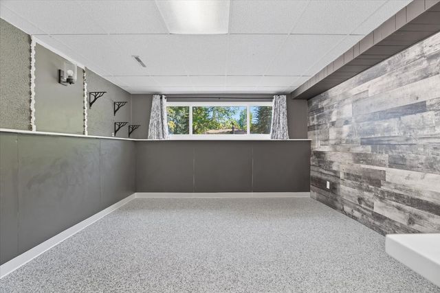 830 Russell Avenue, Winthrop Harbor, IL 60096