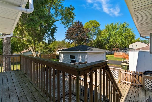 830 Russell Avenue, Winthrop Harbor, IL 60096