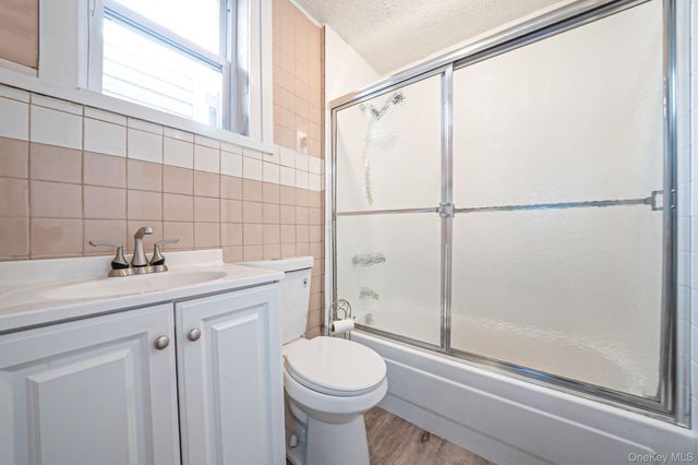 10003 88th Avenue, Richmond Hill, NY 11418
