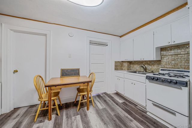 10003 88th Avenue, Richmond Hill, NY 11418