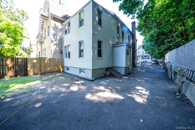 10003 88th Avenue, Richmond Hill, NY 11418