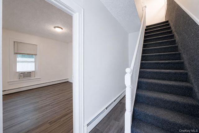 10003 88th Avenue, Richmond Hill, NY 11418