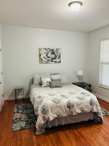 2925 Camplay Drive, Suwanee, GA 30024
