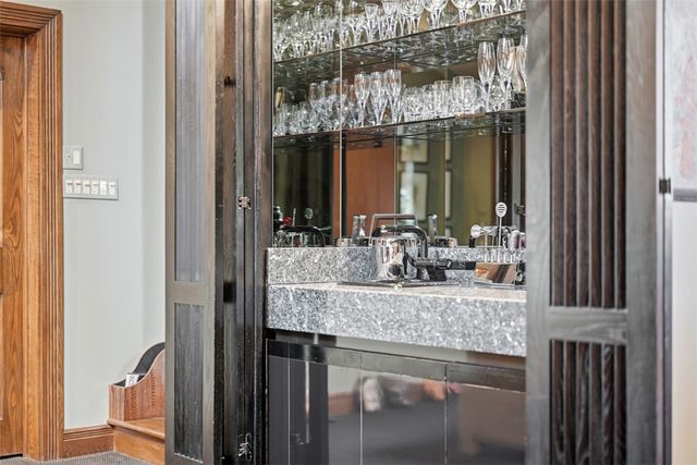 918 S Aiken Avenue, Shadyside, PA 15232