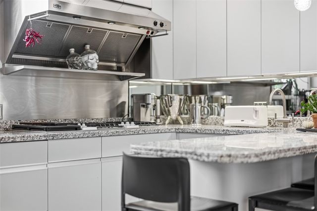 918 S Aiken Avenue, Shadyside, PA 15232