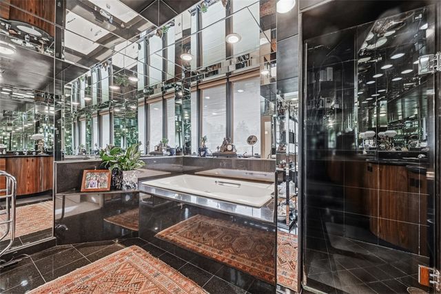 918 S Aiken Avenue, Shadyside, PA 15232