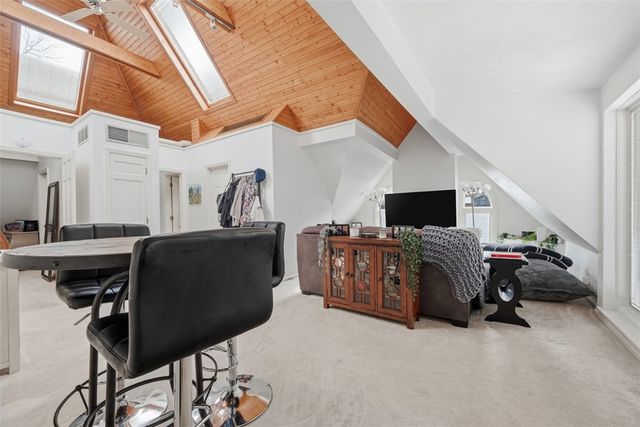 918 S Aiken Avenue, Shadyside, PA 15232