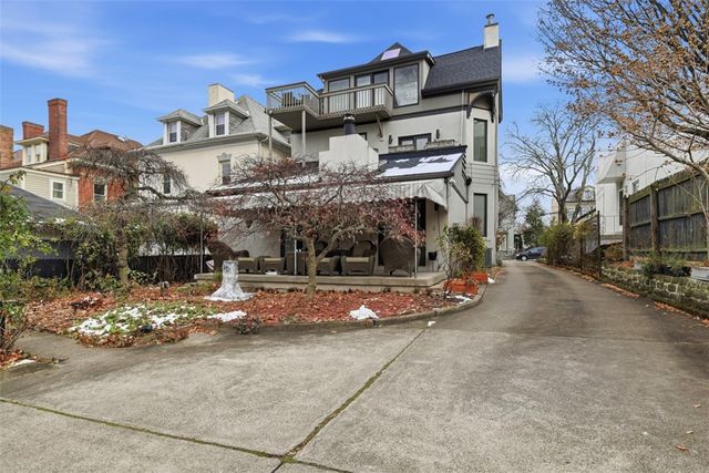 918 S Aiken Avenue, Shadyside, PA 15232