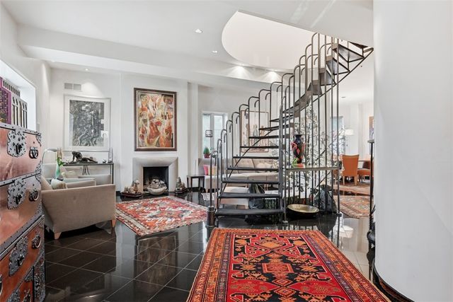 918 S Aiken Avenue, Shadyside, PA 15232