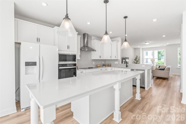 15309 Ballancroft Parkway, Charlotte, NC 28277