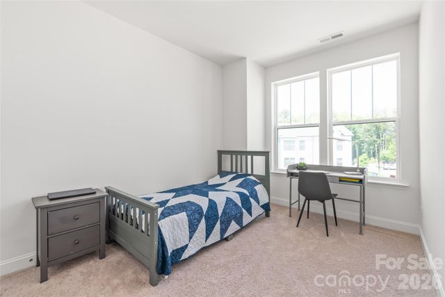 15309 Ballancroft Parkway, Charlotte, NC 28277