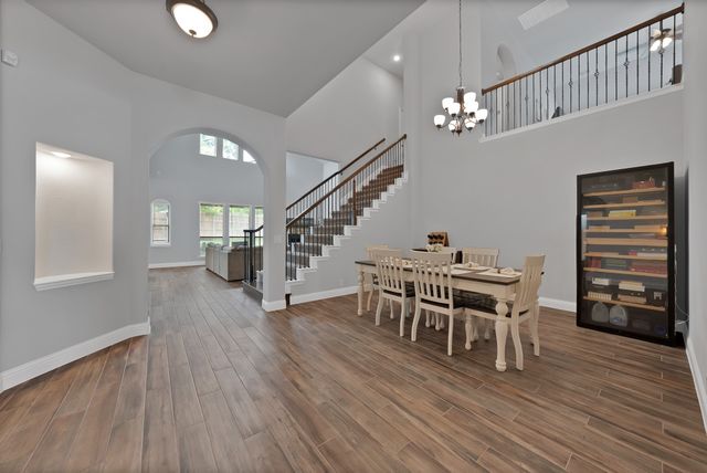 810 Sundown Court, Midlothian, TX 76065