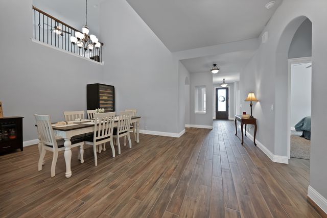 810 Sundown Court, Midlothian, TX 76065