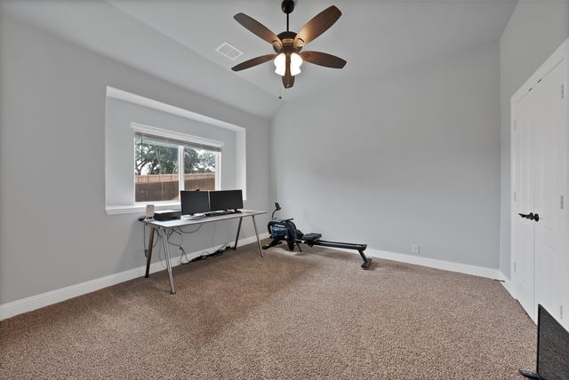 810 Sundown Court, Midlothian, TX 76065