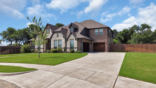 810 Sundown Court, Midlothian, TX 76065