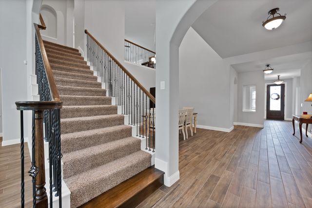 810 Sundown Court, Midlothian, TX 76065