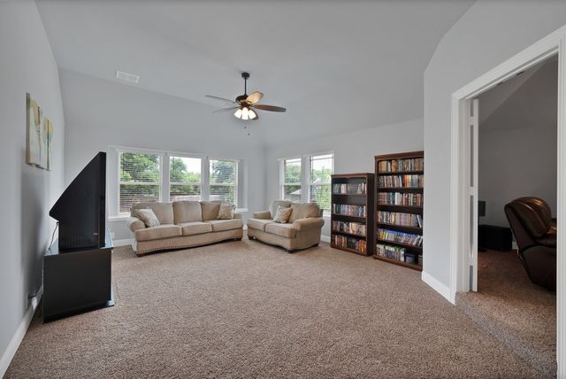 810 Sundown Court, Midlothian, TX 76065