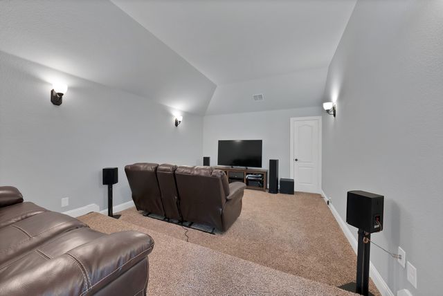 810 Sundown Court, Midlothian, TX 76065