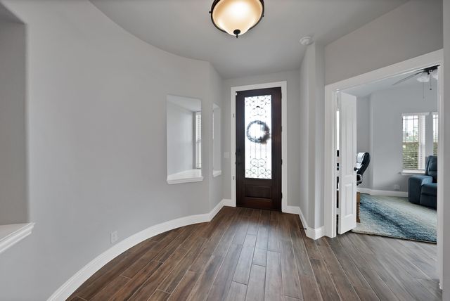 810 Sundown Court, Midlothian, TX 76065
