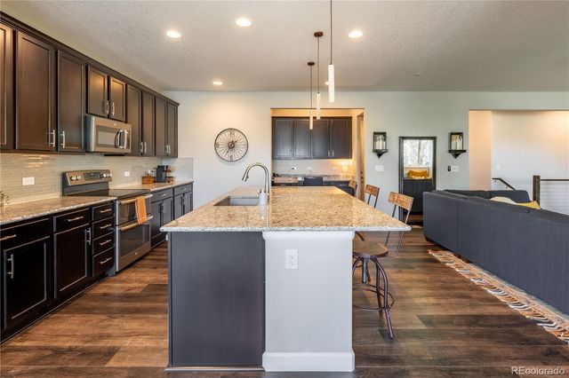 6682 Angelique Avenue, Castle Rock, CO 80108
