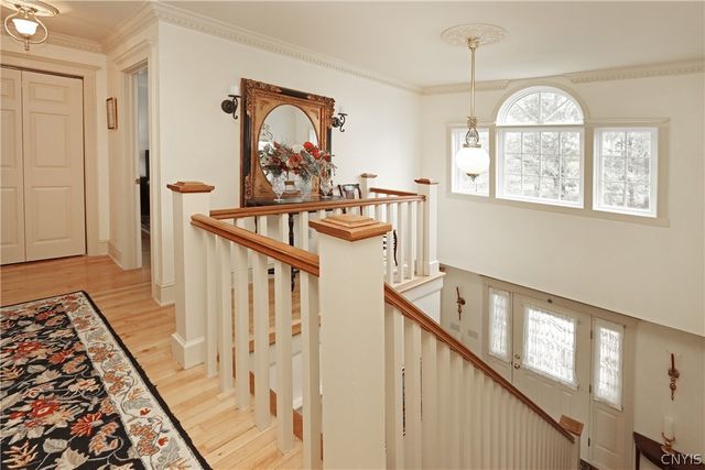 3293 W Lake Road, Cazenovia, NY 13035