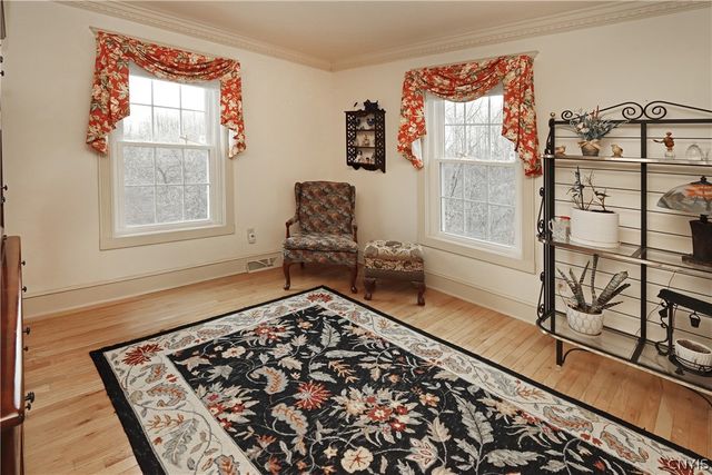 3293 W Lake Road, Cazenovia, NY 13035