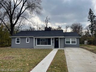 17639 Addison Street, Southfield, MI 48075