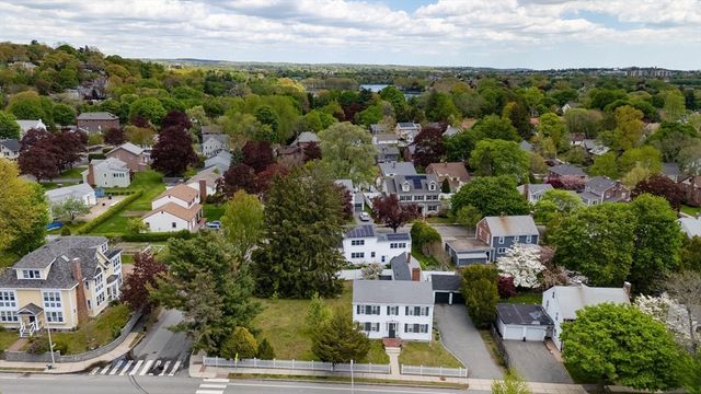 291 Brighton St, Belmont, MA 02478