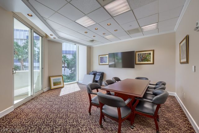 2747 Paradise Road 705, Las Vegas, NV 89109