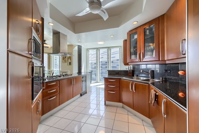 2747 Paradise Road 705, Las Vegas, NV 89109