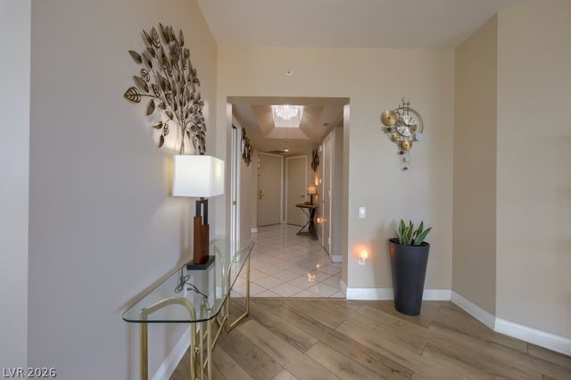 2747 Paradise Road 705, Las Vegas, NV 89109