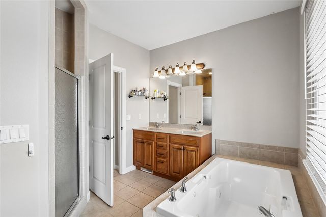 5415 Triple Crown Drive, Marion, IA 52302