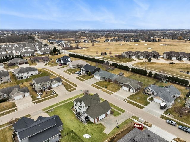 5415 Triple Crown Drive, Marion, IA 52302