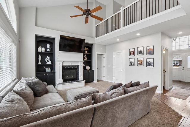 5415 Triple Crown Drive, Marion, IA 52302