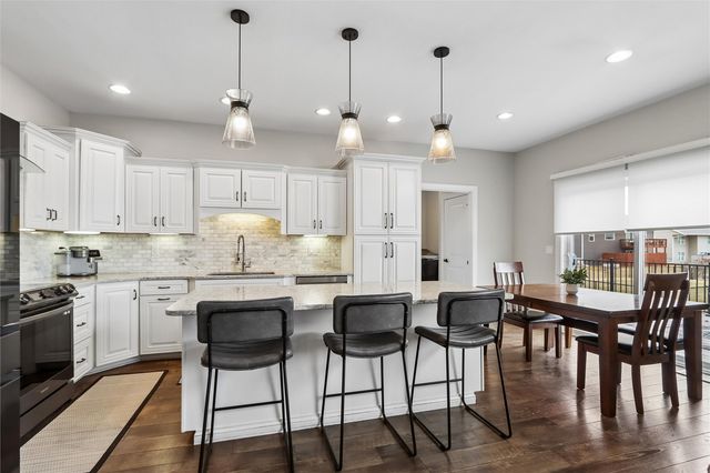 5415 Triple Crown Drive, Marion, IA 52302