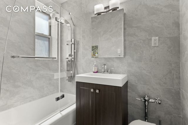 66 Overlook Ter Apt 4K, New York City, NY 10040