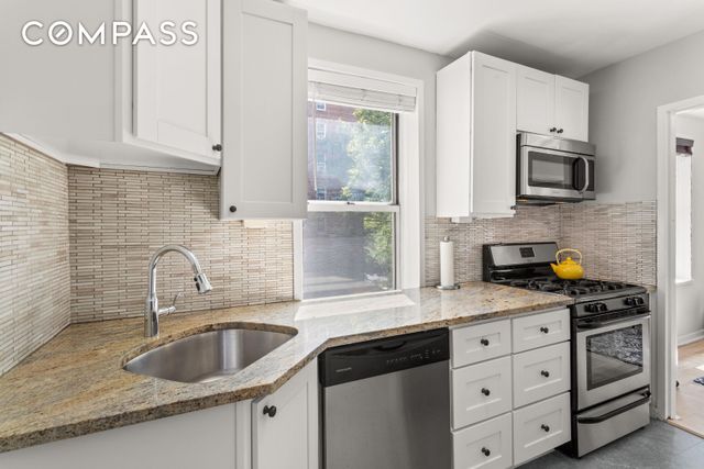 66 Overlook Ter Apt 4K, New York City, NY 10040
