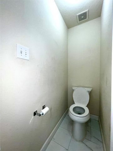 21422 Mission Falls Dr Drive, Houston, TX 77095