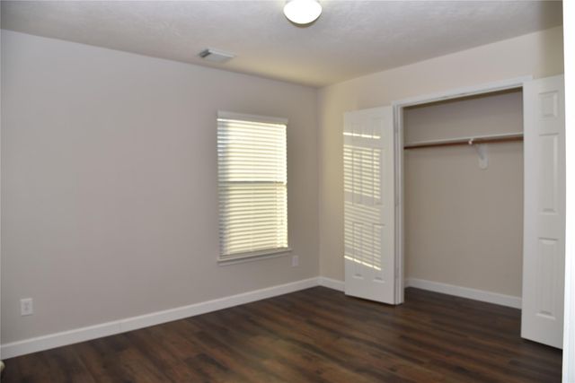 21422 Mission Falls Dr Drive, Houston, TX 77095