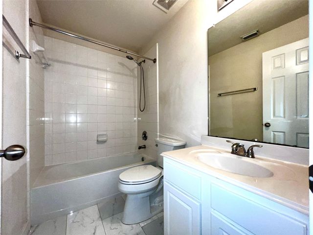 21422 Mission Falls Dr Drive, Houston, TX 77095