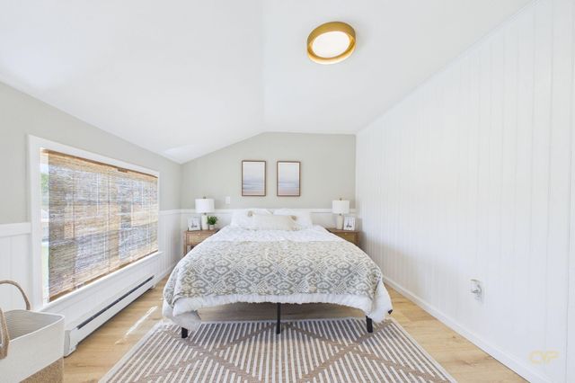 16 Shoreview Avenue, Mattapoisett, MA 02739