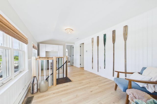 16 Shoreview Avenue, Mattapoisett, MA 02739