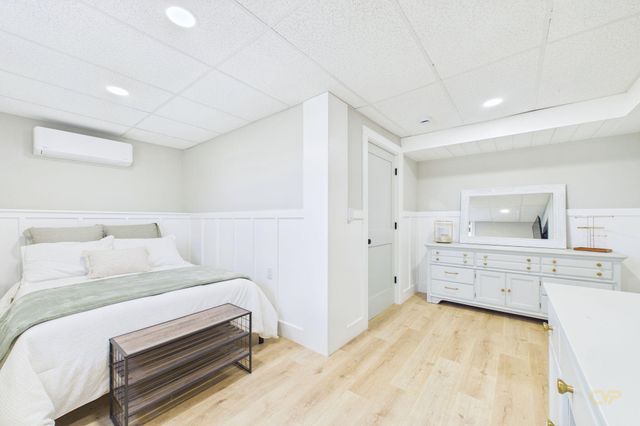 16 Shoreview Avenue, Mattapoisett, MA 02739