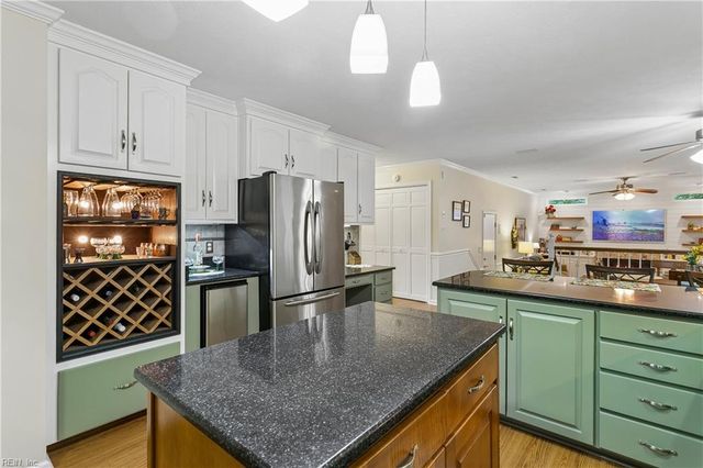 204 Jacobs RN, Yorktown, VA 23692